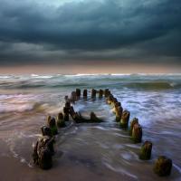 Тучи над морем