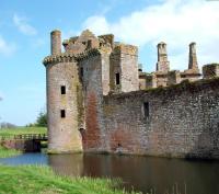 Старинный замок