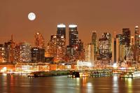 Полнолуние над городом