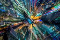 Вид сверху на улицы города