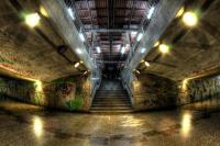 Ночная панорама подземного перехода