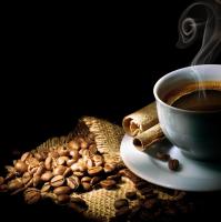 Чашка кофе с корицей