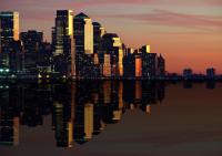 Отражение ночного города