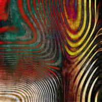 Цветные полоски на дереве