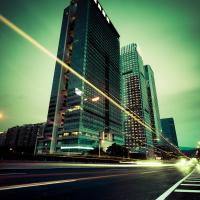 Стеклянные небоскребы большого города