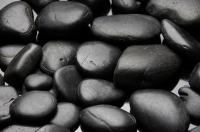 Черная галька