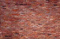 Стена из кирпича