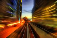 Трафик на улице большого города