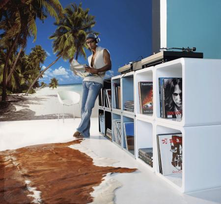 Komar 8-240 (Maldives)